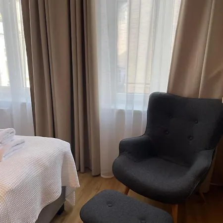 Апартаменти New Sobieski By Oneapartments *