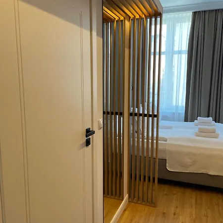 New Sobieski By Oneapartments Апартаменти *